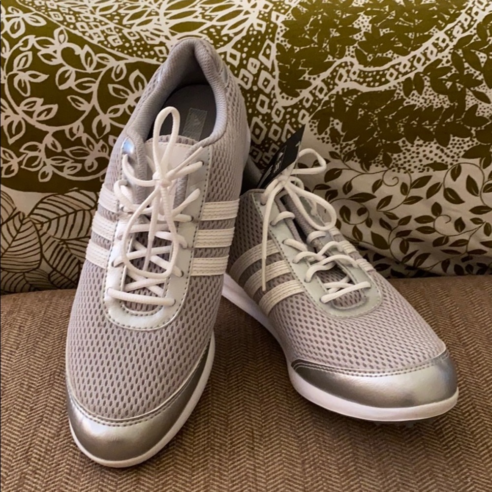 NWT Women’s Adidas Adicross Golf Shoes